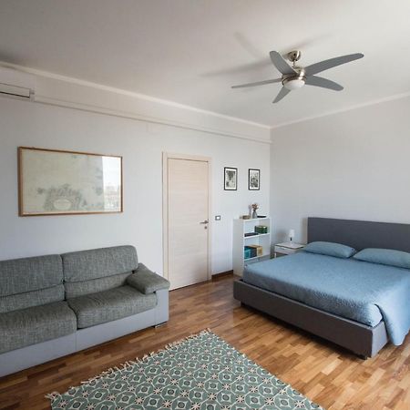 Casa Sottoripa Apartment Genoa Bagian luar foto
