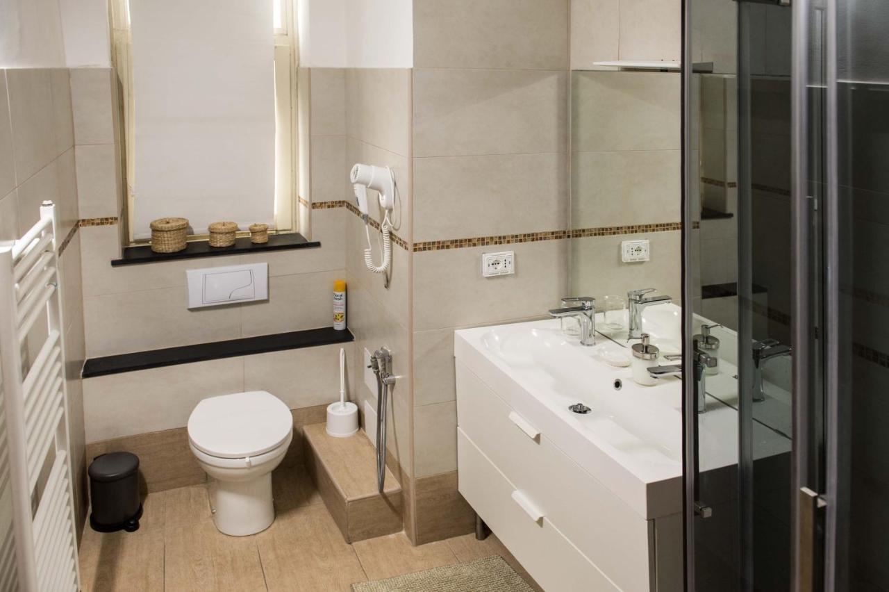 Casa Sottoripa Apartment Genoa Bagian luar foto